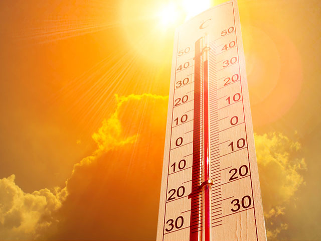 https://www.drdaragiuada.ro/wp-content/uploads/2023/07/how-to-protect-ourselves-from-summer-heat.jpg
